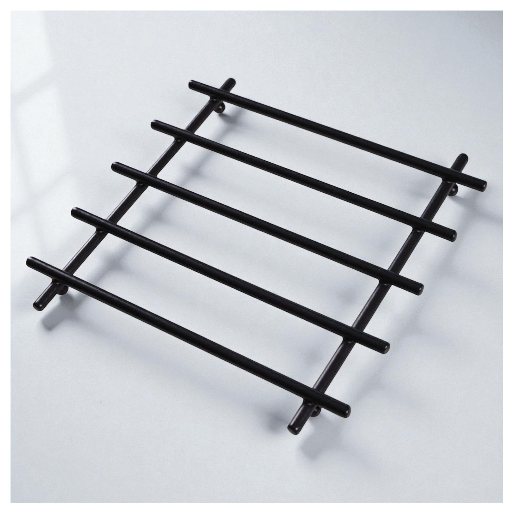 2-Piece Metal Black Trivet Set – 20×20 cm Heat-Resistant Worktop Protectors