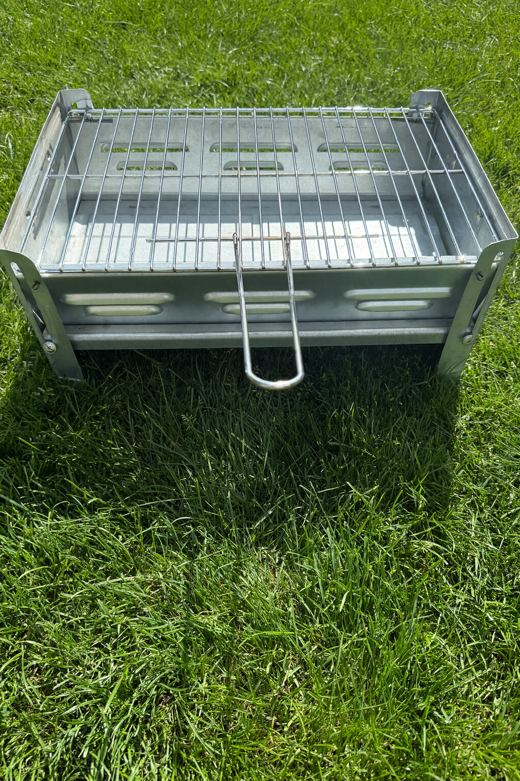 Portable Folding Charcoal BBQ Grill Set – Compact Steel Barbecue for Camping, Garden & Picnic