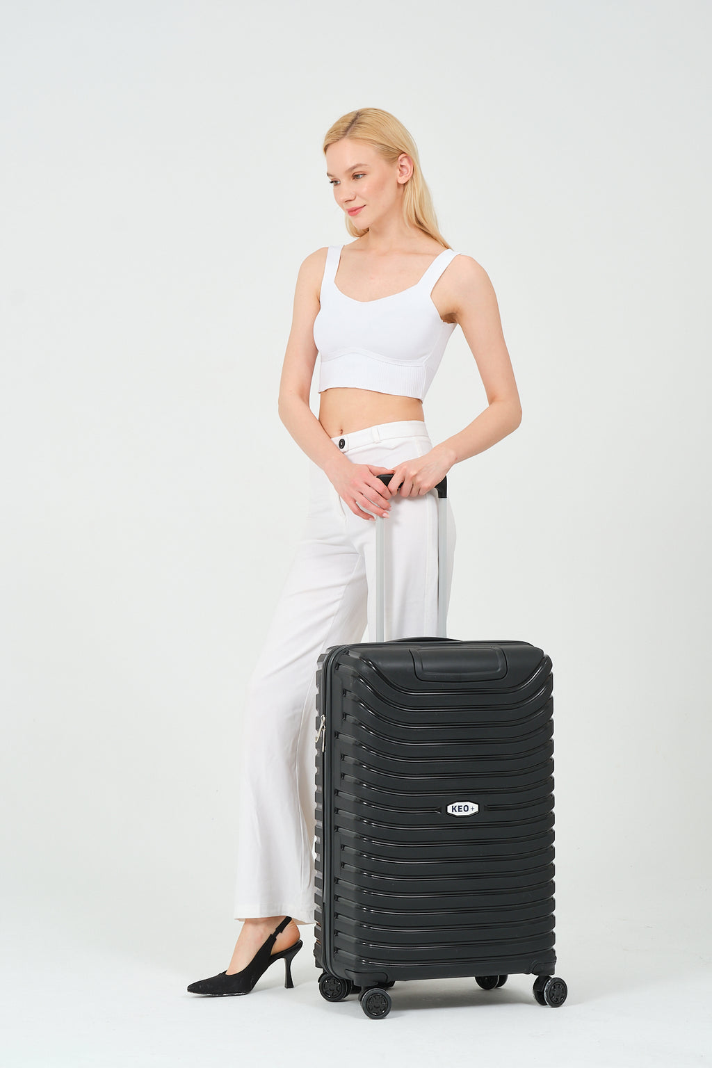 24” Medium Hardshell Luggage – Lightweight Polypropylene Suitcase with 4 Spinner Wheels & Lock